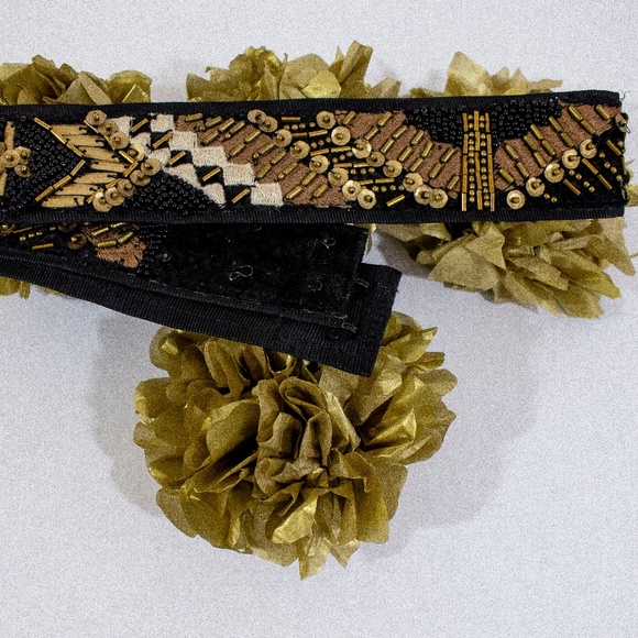Club Monaco - bedazzled gold sequins stitched belt - Picture 1 of 1